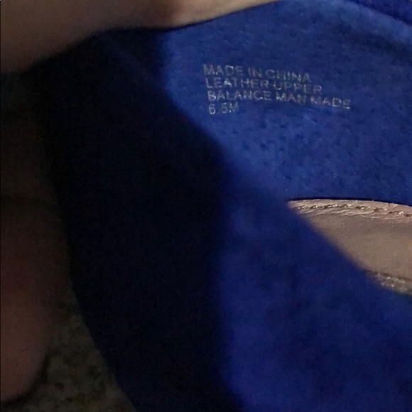 Shoes - Picture 5 of 7